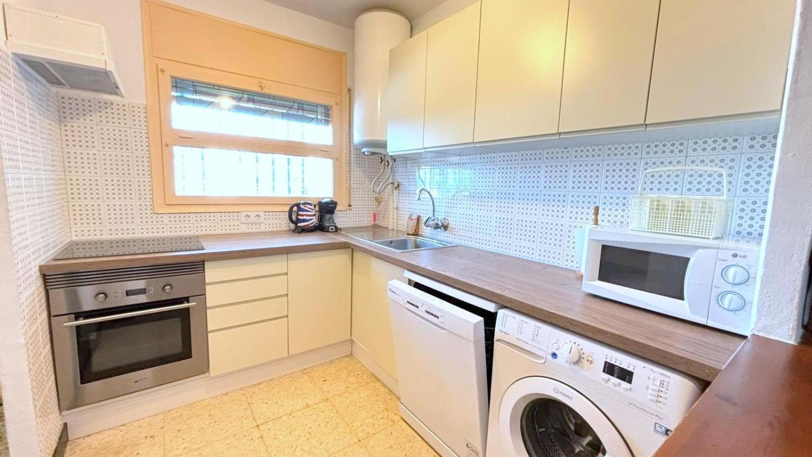 Cap Llarg Apartman Roses Kültér fotó