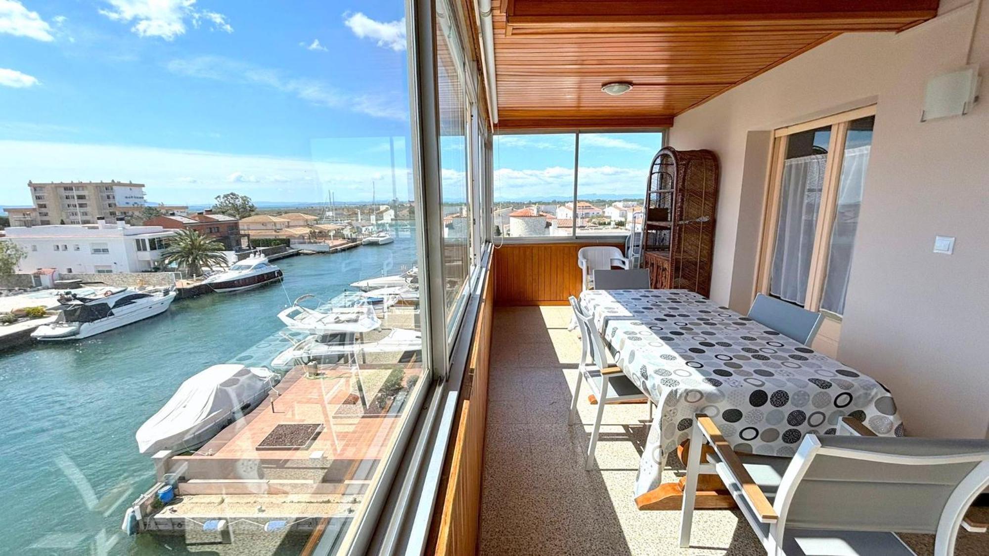 Cap Llarg Apartman Roses Kültér fotó